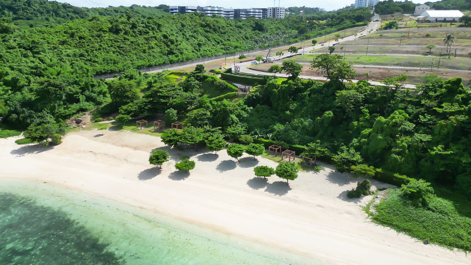Cove 3 beach