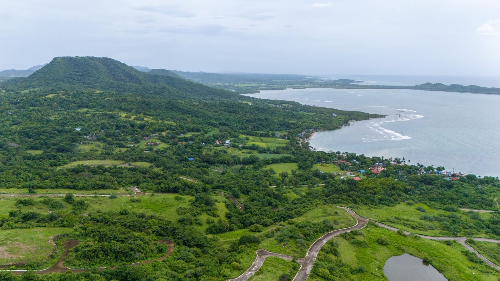 Lush aerial view of Lialto's hills and coastline